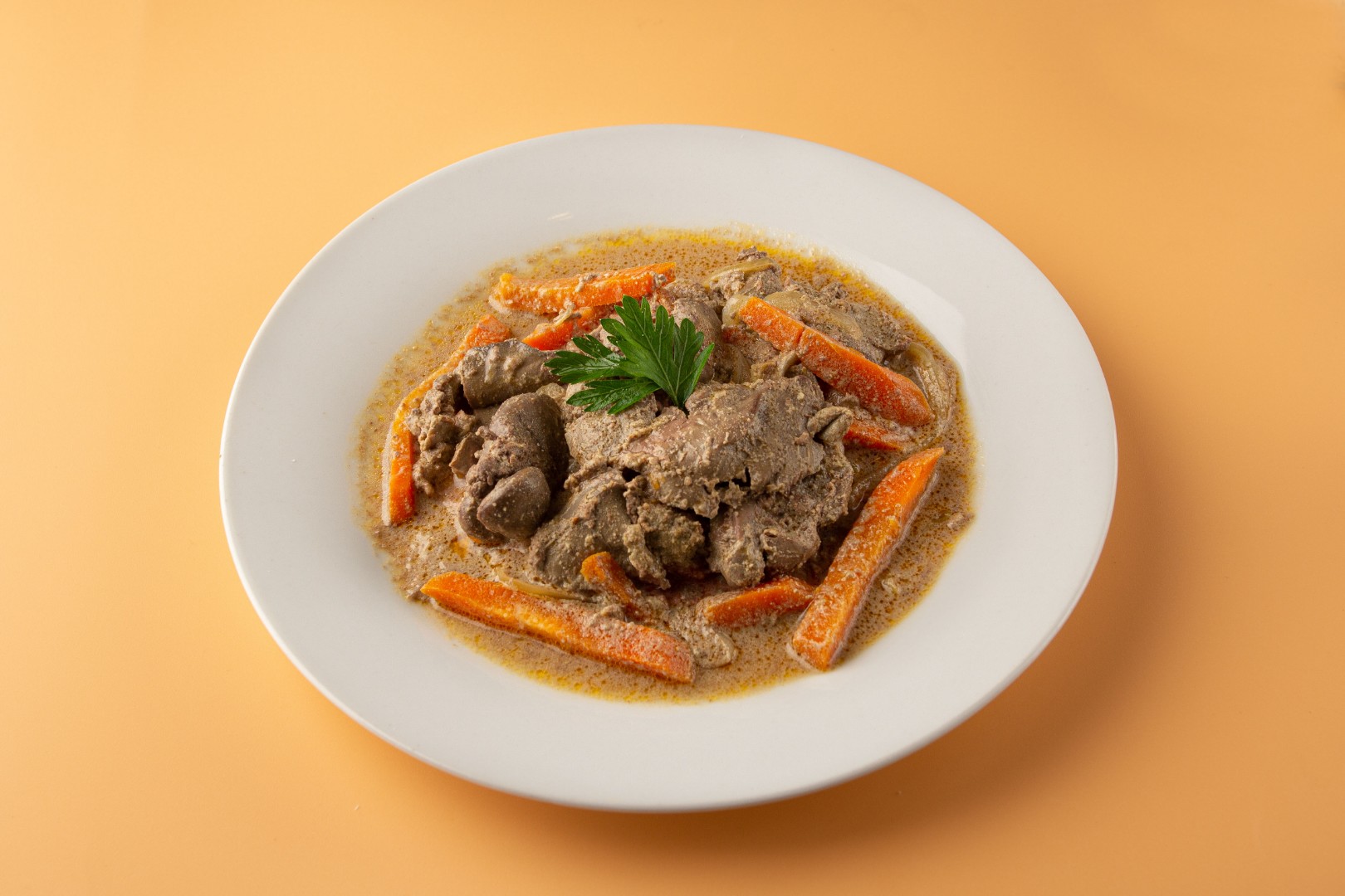 Печень куриная с морковью и луком в сметане Печень куриная с морковью и луком в сметане