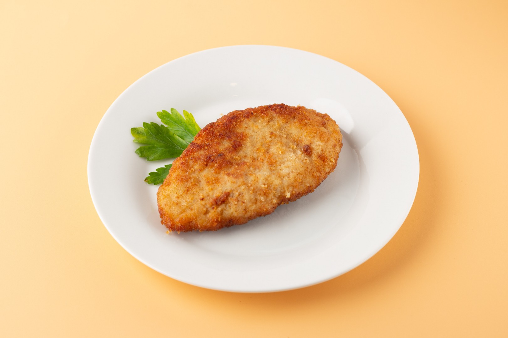 Котлета куриная жареная с соусом Котлета куриная жареная с соусом