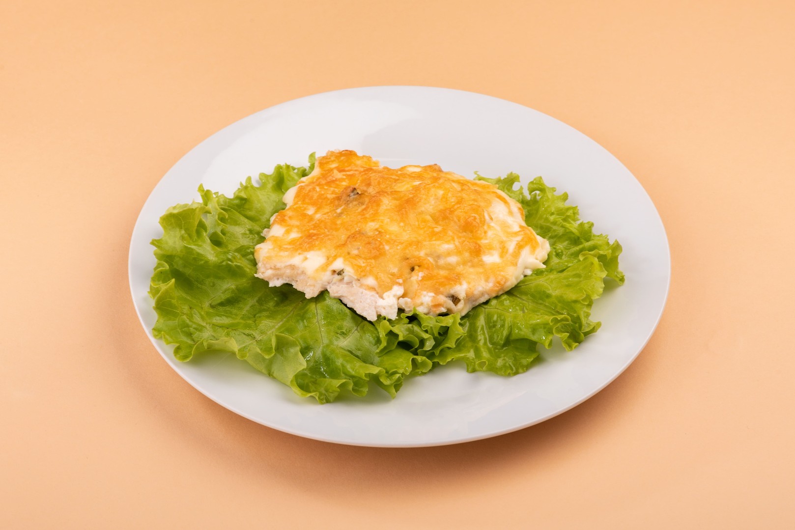 Куриная отбивная с зеленым луком и яйцом Куриная отбивная с зеленым луком и яйцом
